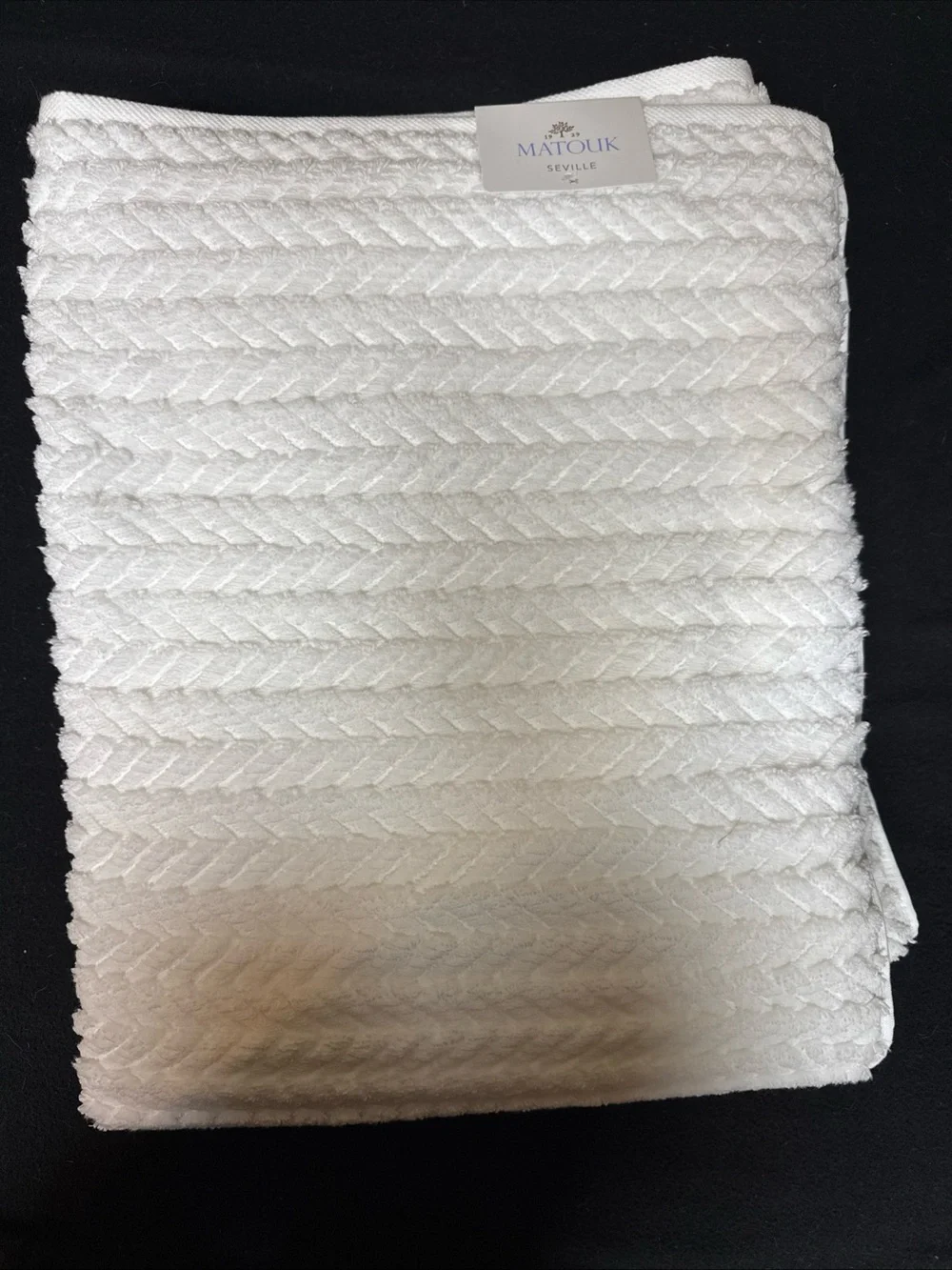 Matouk Seville Bath Sheet 40x70” White Loose Braid Pattern 100% Cotton NWT